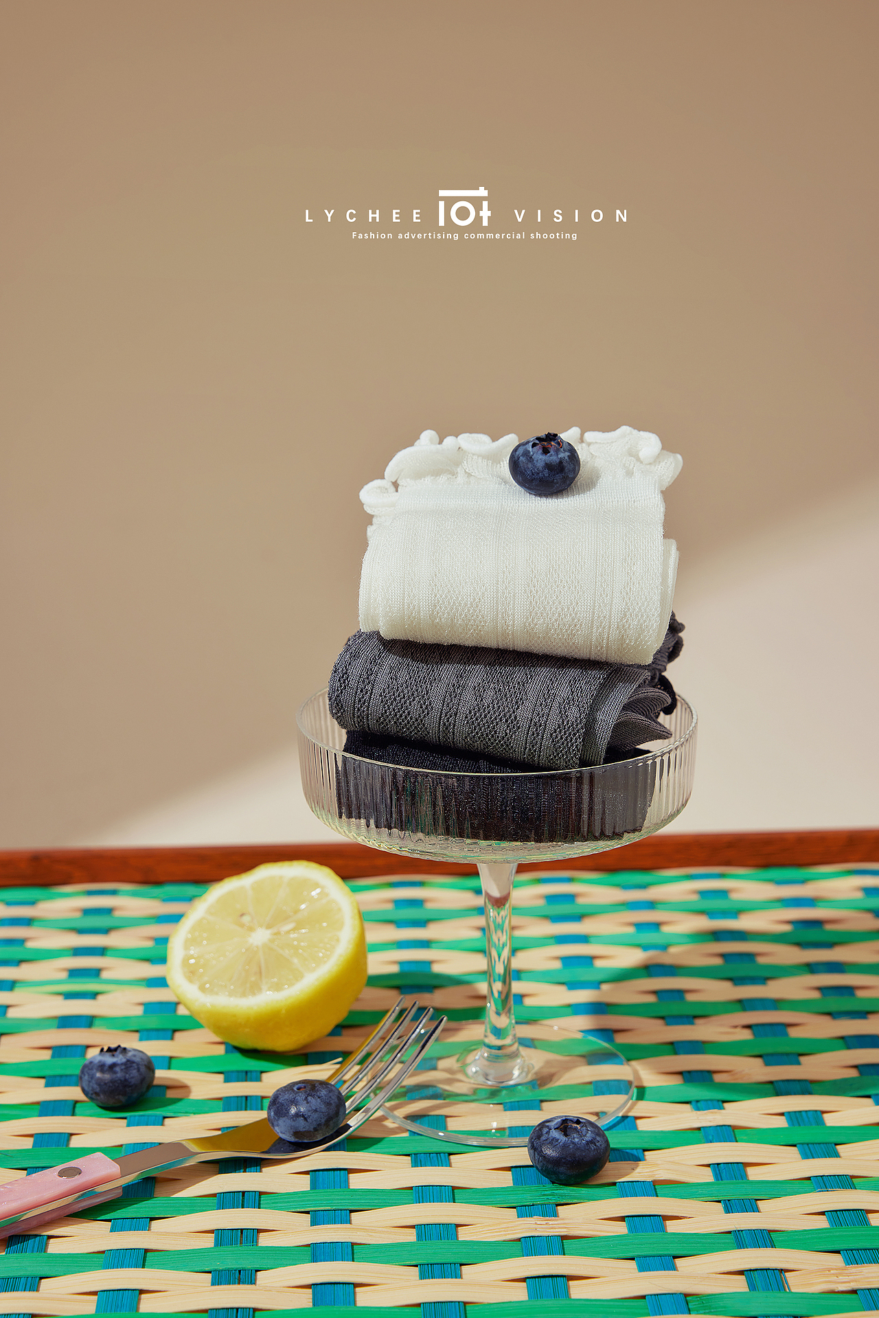 TW-袜子拍摄 美式复古风（图ZNDA1MDE4MDky） - 产品摄影 - 站酷设计师荔枝视觉原创素材 - 站酷ZCOOL