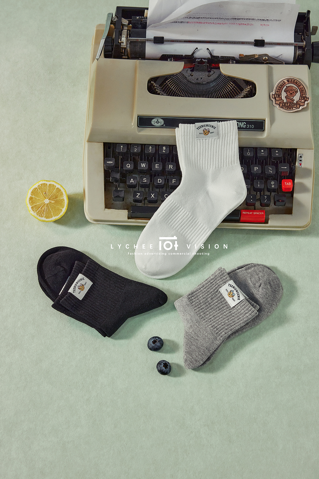 TW-袜子拍摄 美式复古风（图ZNDA1MDE4MTEy） - 产品摄影 - 站酷设计师荔枝视觉原创素材 - 站酷ZCOOL