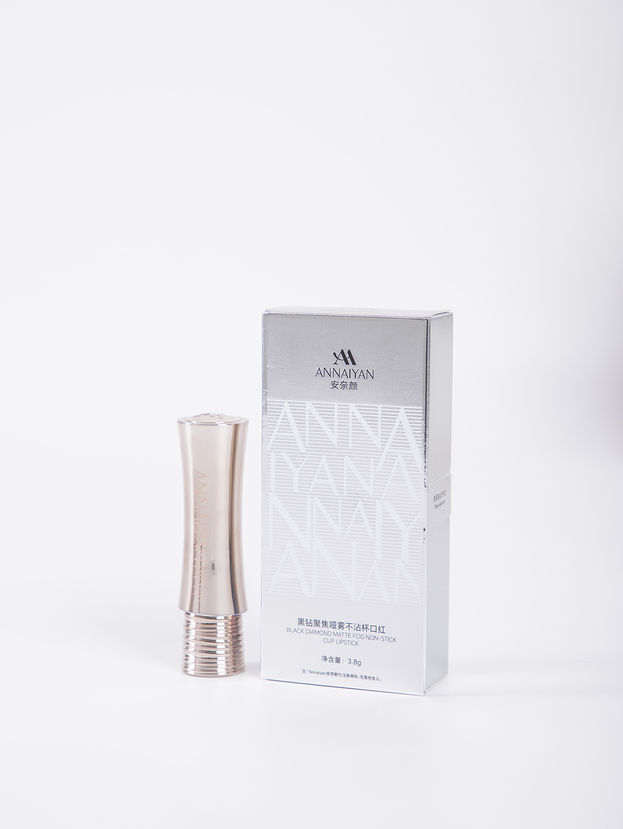有间|安奈颜黑钻聚焦哑雾不沾杯口红（图ZNDA1MDE4NjY0） - 产品摄影 - 站酷设计师有间图片社原创素材 - 站酷ZCOOL