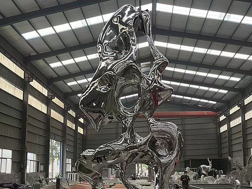 不锈钢太湖石雕塑设计定制公司