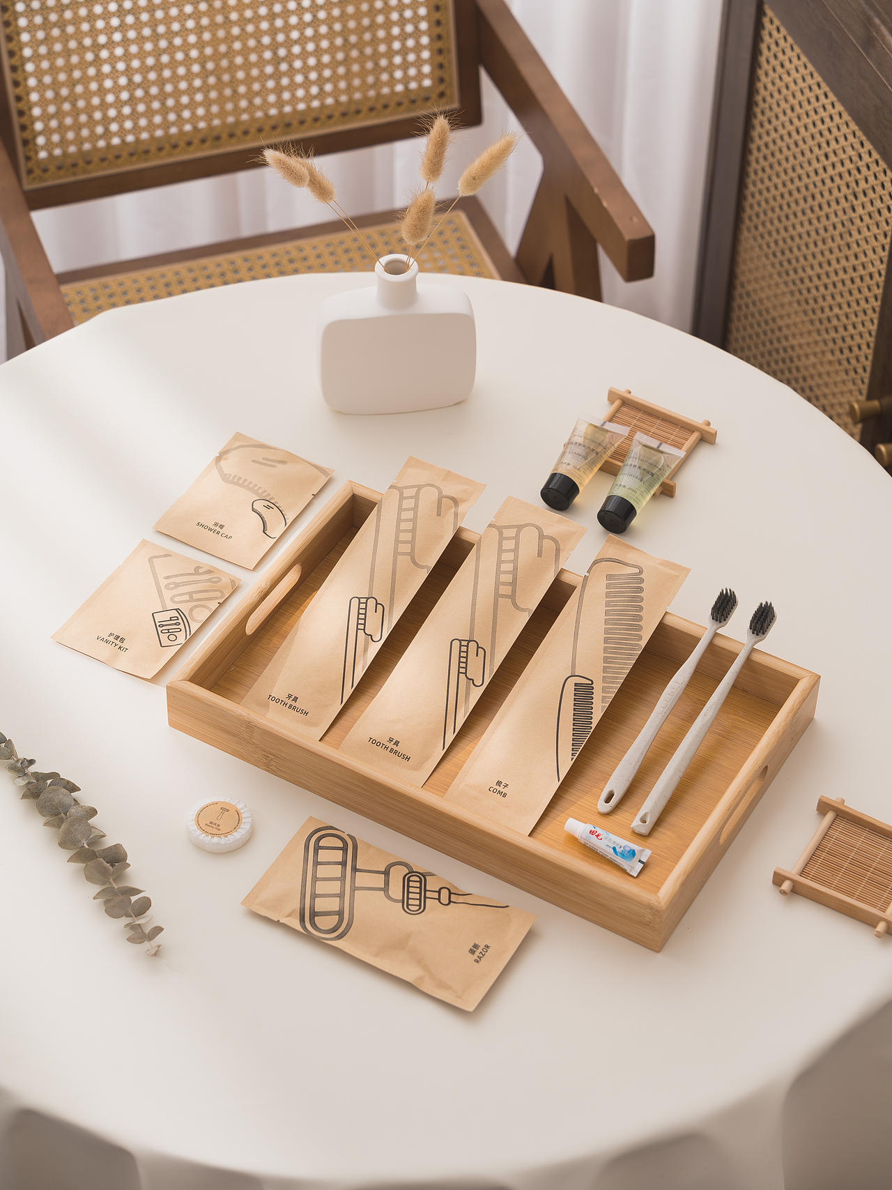 《直到对的人来》| 酒店用品 | 一次性用品 | 牙刷（图ZNDA1MTQyMTQw） - 产品摄影 - 站酷设计师一毛拍美器原创素材 - 站酷ZCOOL