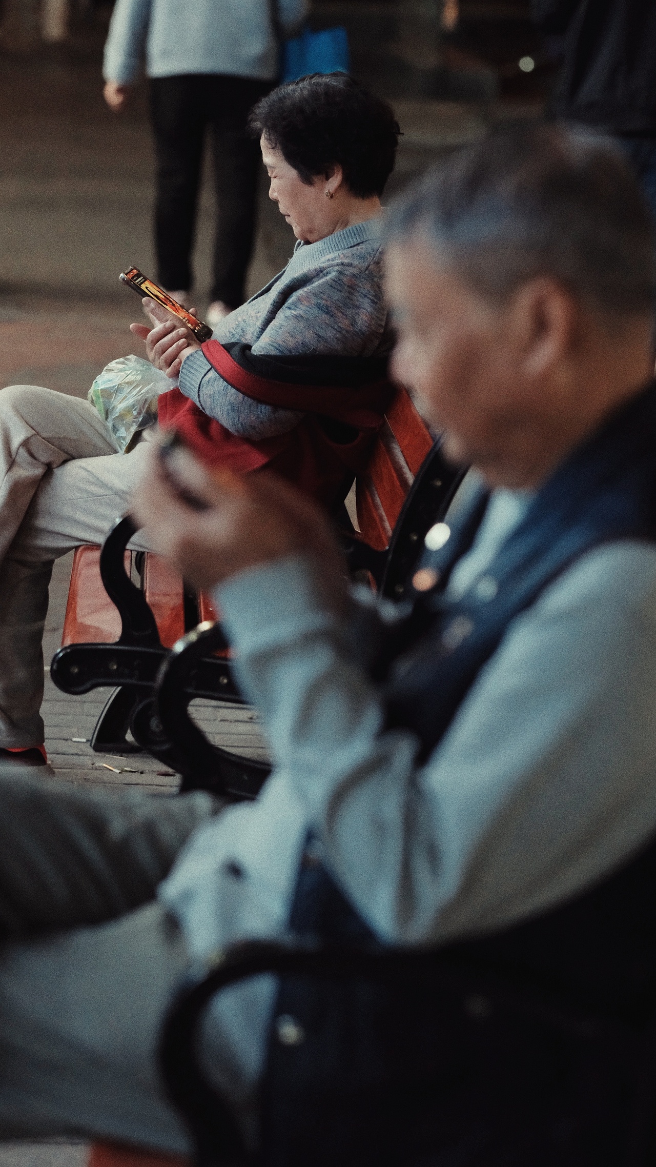 街拍成都/夜未央（图ZNDA1MTQ2MjA4） - 人文/纪实摄影 - 站酷设计师将军他爸原创素材 - 站酷ZCOOL