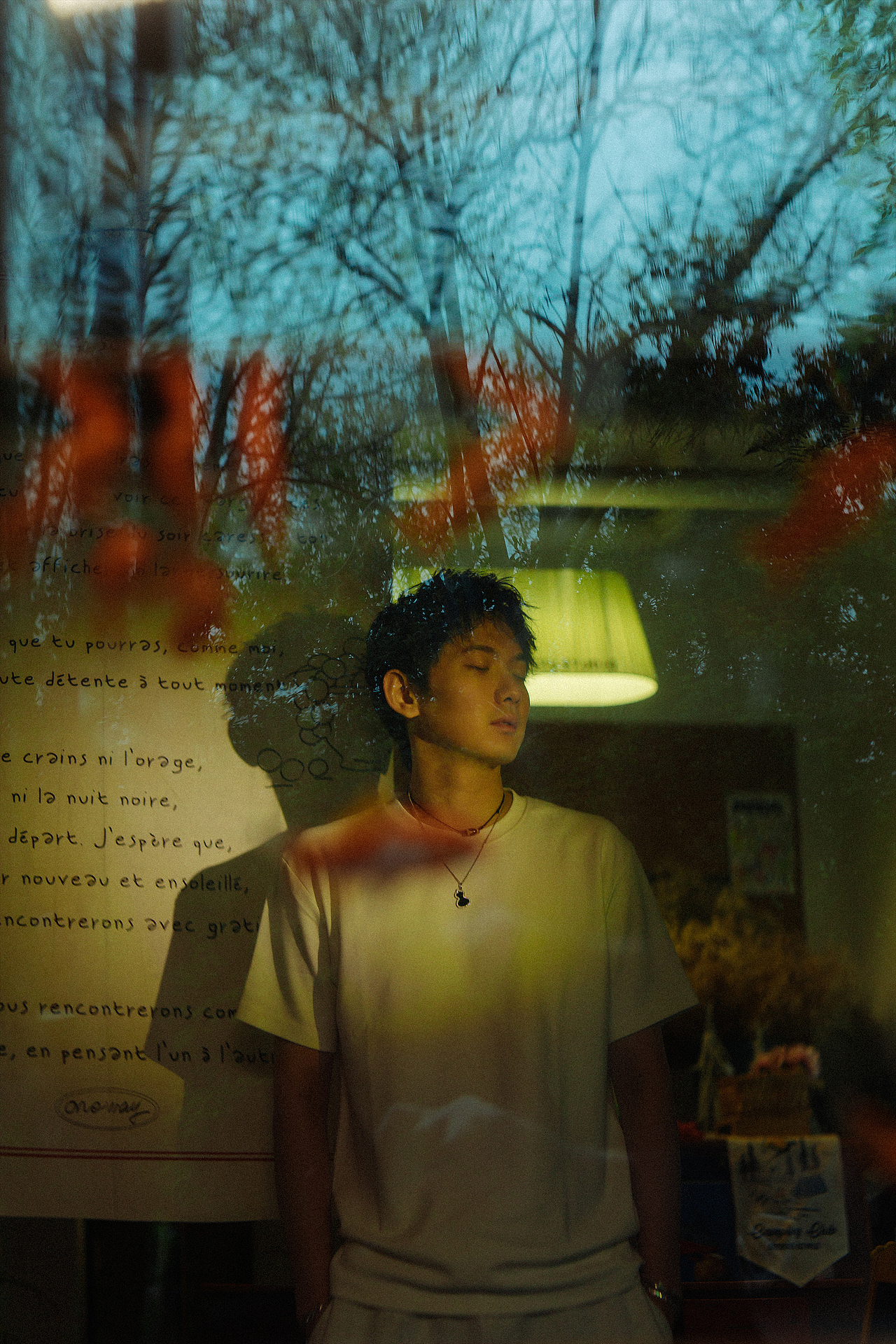 阳气稀薄，情绪疯长（图ZNDA1MTc5MjQw） - 人像摄影 - 站酷设计师baiyang421原创素材 - 站酷ZCOOL