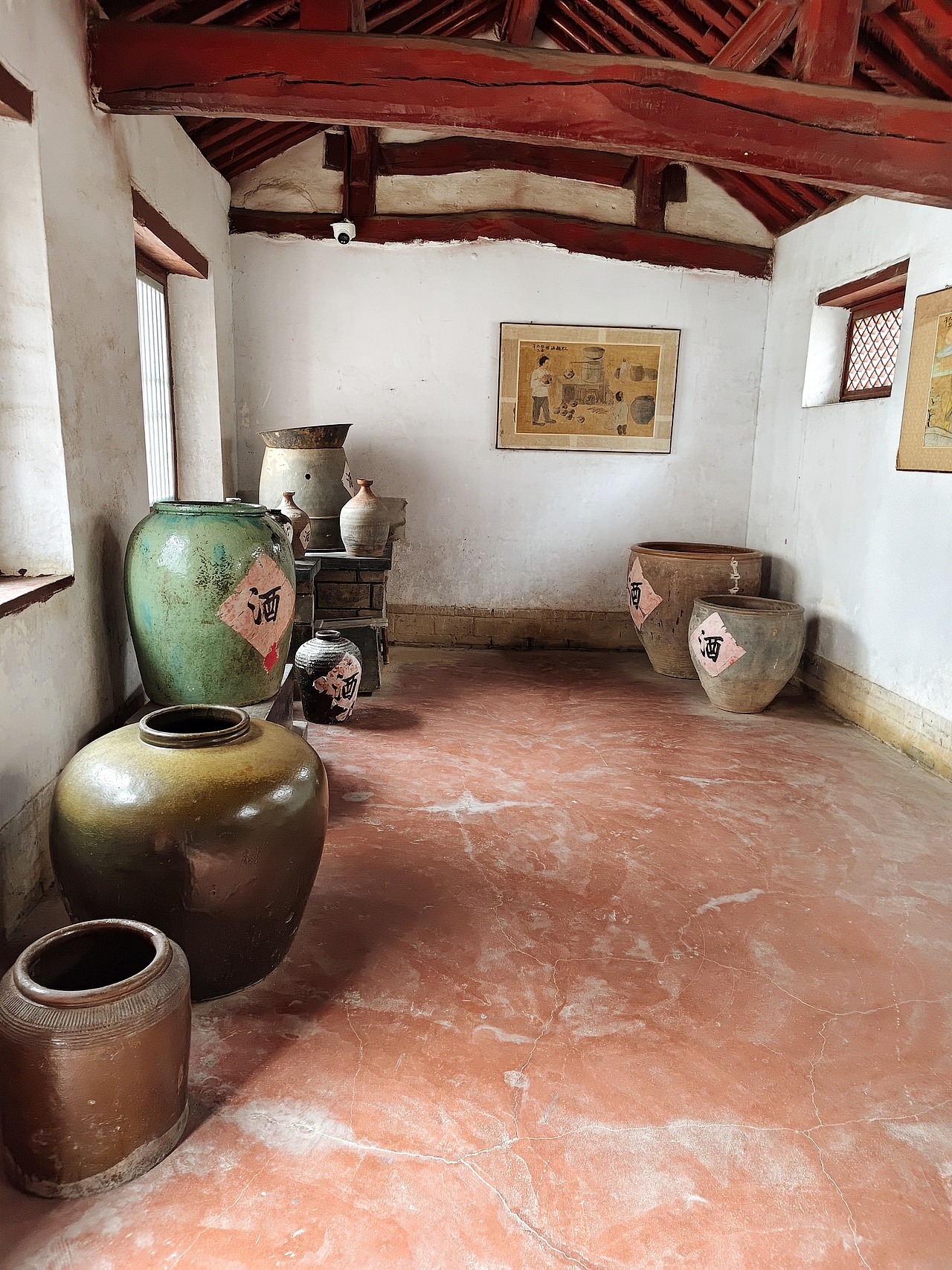 牟氏庄园老酒库｜一坛岁月，满室醇香（图ZNDA1MTkyMzEy） - 人文/纪实摄影 - 站酷设计师贺贺的镜头原创素材 - 站酷ZCOOL