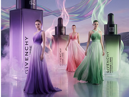 GIVENCHY 紫雾里走出的流光女神