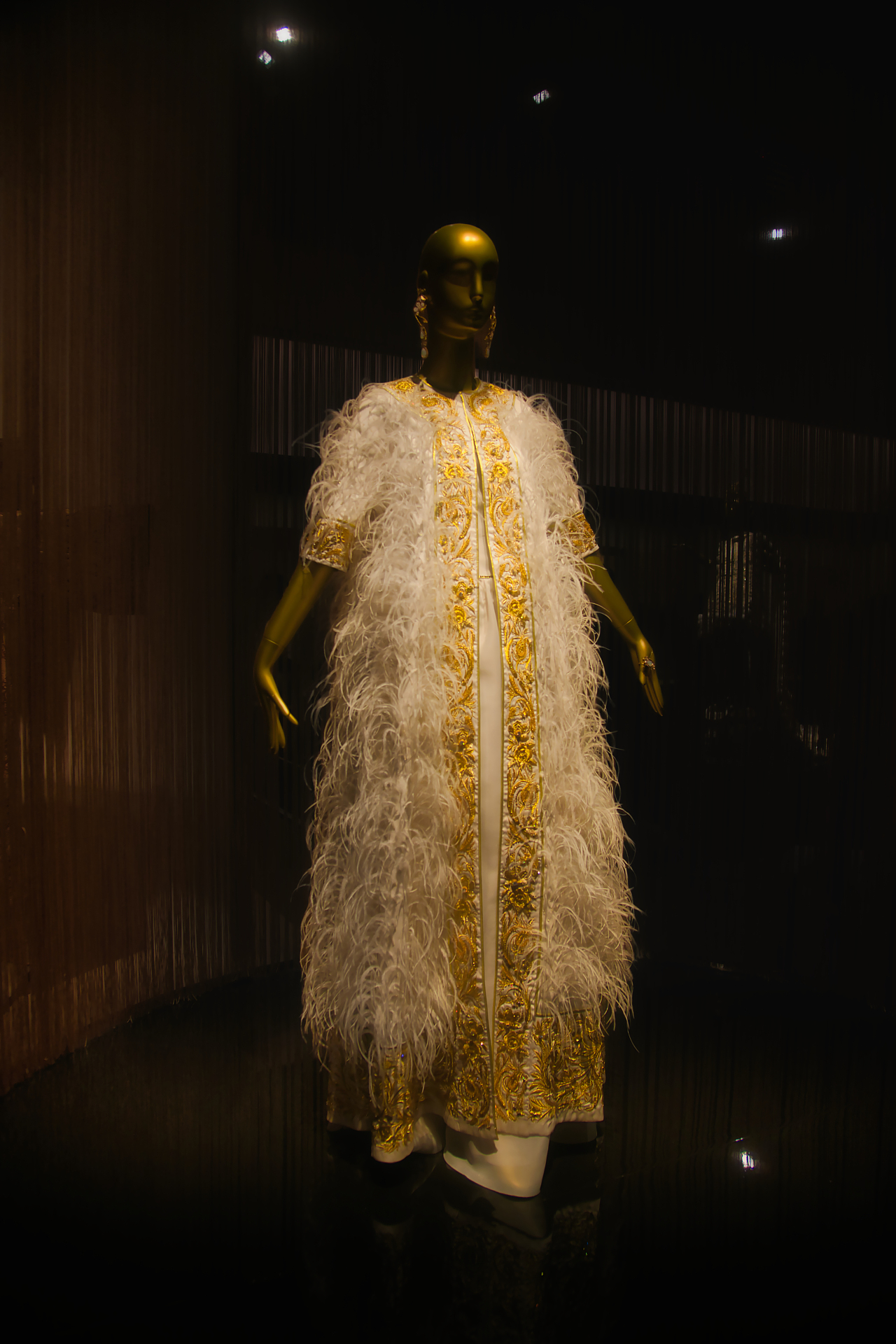 金线——从北非到东亚的黄金服饰风尚（图ZNDA1MjAyMTcy） - 时尚/艺术摄影 - 站酷设计师爱西安的摄影师原创素材 - 站酷ZCOOL