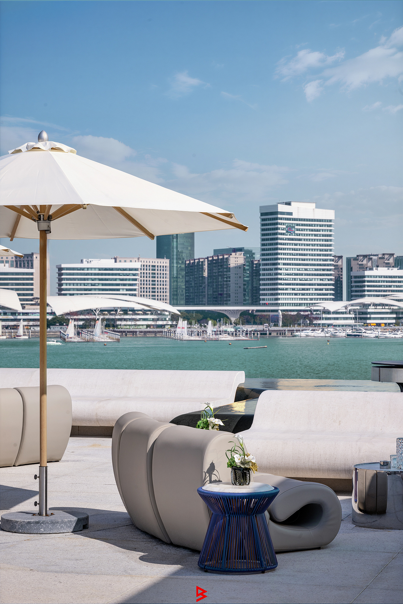 廈門保利安控 御宸天悅營銷中心戶外吧臺（圖ZNDA1MjAyODky） - 環(huán)境/建筑攝影 - 站酷設(shè)計師包子996原創(chuàng)素材 - 站酷ZCOOL