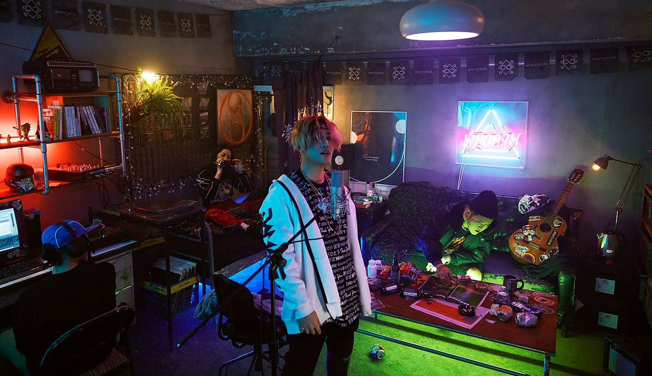 我在废弃造船厂造了个赛博朋克地下音乐基地（图ZNDA1MjE4Njc2） - MV - 站酷设计师李白_影视美术原创素材 - 站酷ZCOOL