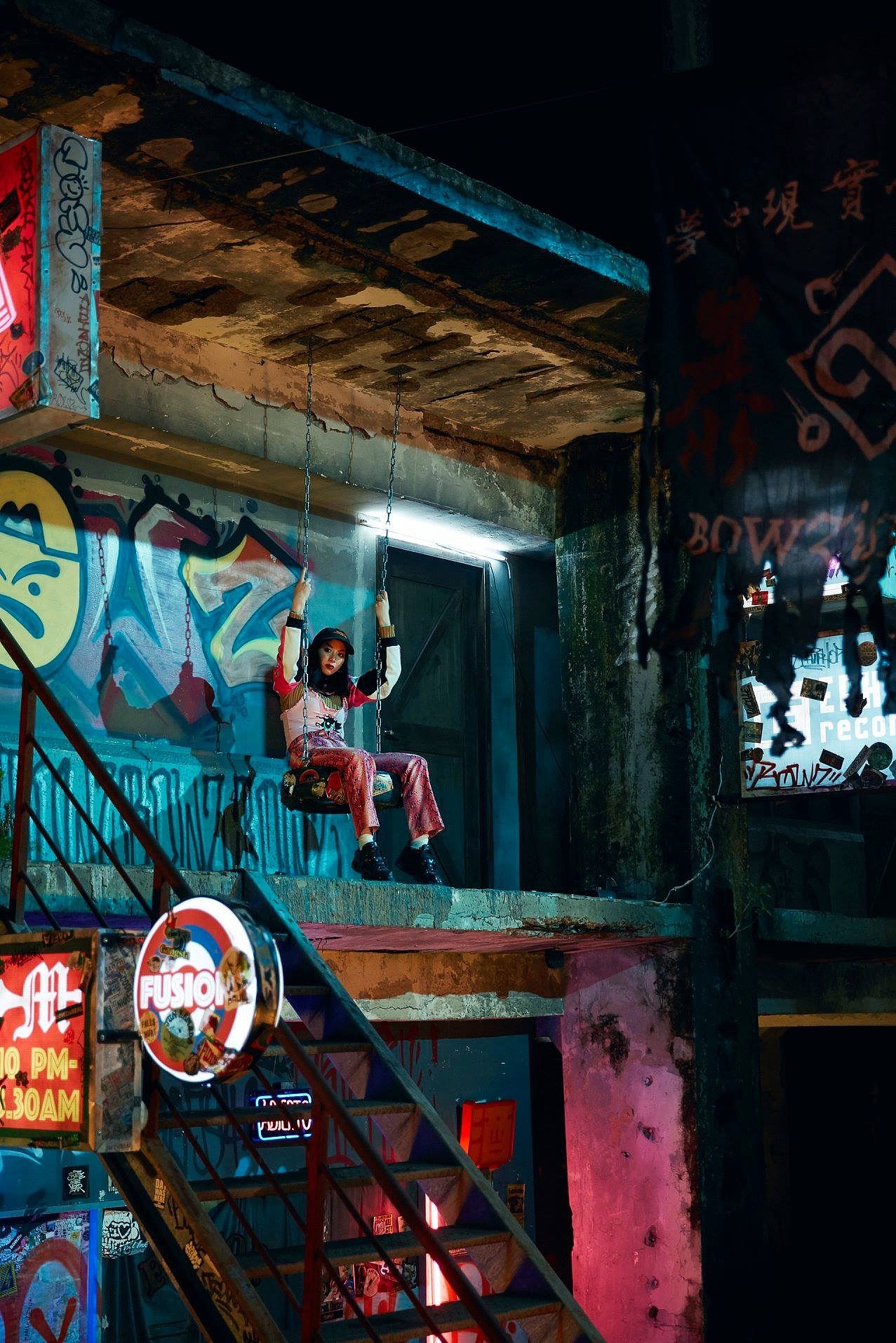 我在废弃造船厂造了个赛博朋克地下音乐基地（图ZNDA1MjE4NjY0） - MV - 站酷设计师李白_影视美术原创素材 - 站酷ZCOOL