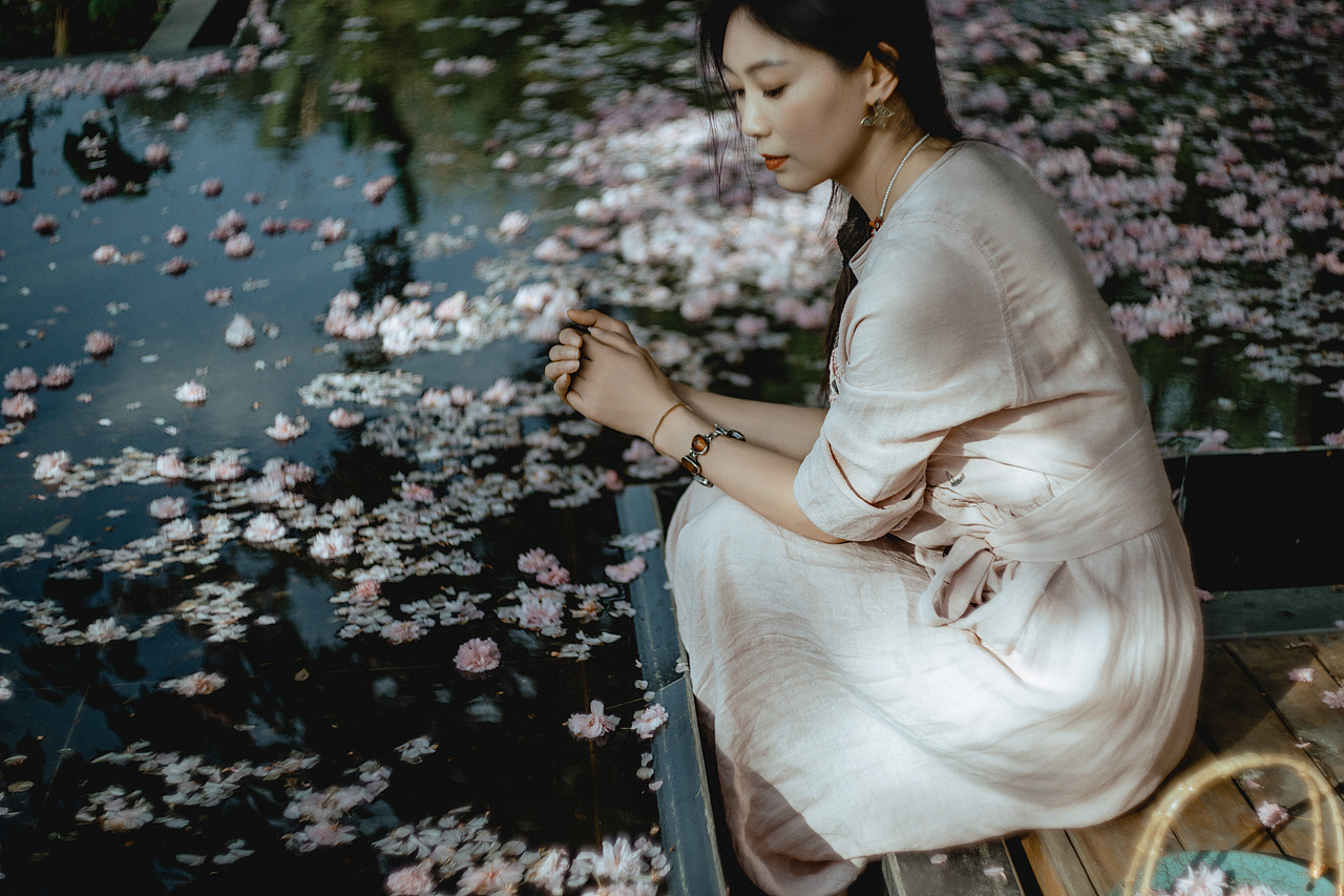 樱花人像（图ZNDA1MjU0Mjky） - 人像摄影 - 站酷设计师下午茶空间原创素材 - 站酷ZCOOL