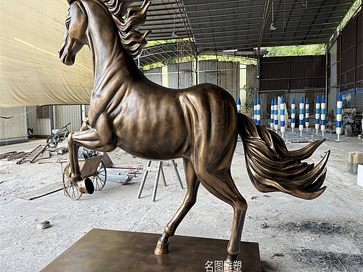 玻璃钢仿铜马雕塑
