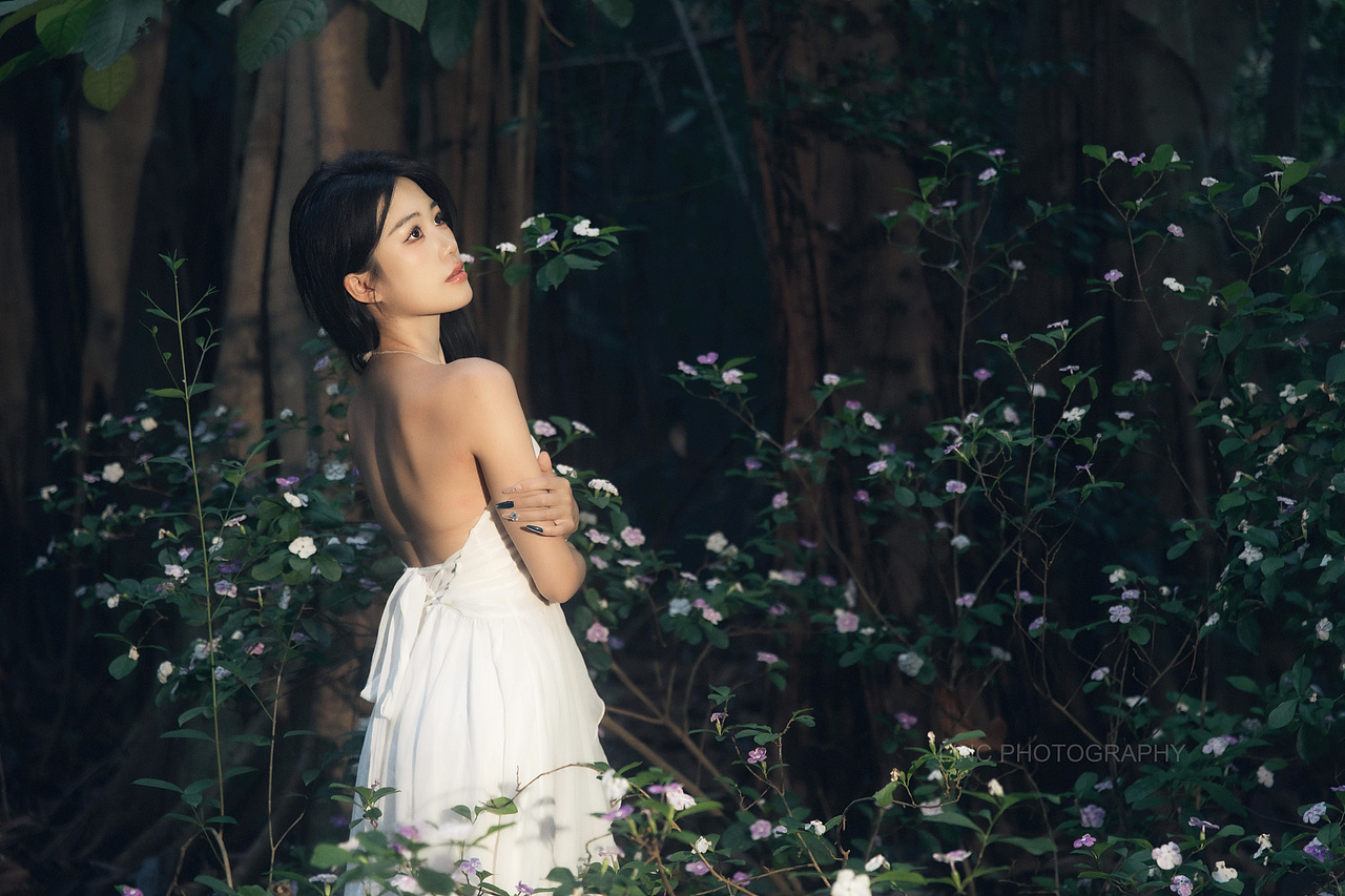 森之少女（圖ZNDA1MjkzMzc2） - 人像攝影 - 站酷設(shè)計師長夜聽風(fēng)原創(chuàng)素材 - 站酷ZCOOL
