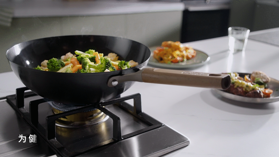 电商厨具视频拍摄｜中康 爱心足球款铁锅 X BOYA（图ZNDA1MjkzNTY4） - 短片 - 站酷设计师柏亚视觉摄影原创素材 - 站酷ZCOOL