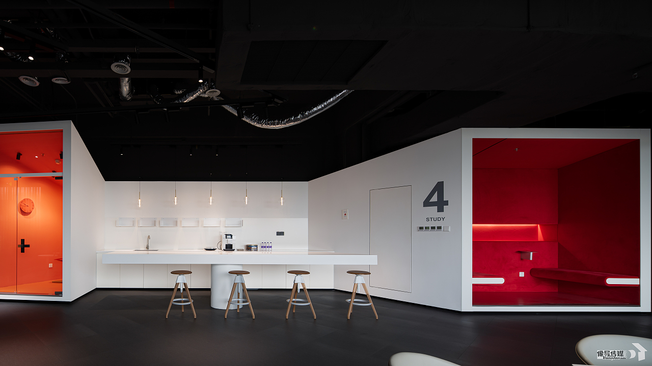 Shared Office Spaces | 共享办公空间（图ZNDA1MzA3NTI4） - 环境/建筑摄影 - 站酷设计师像导XiangDao原创素材 - 站酷ZCOOL
