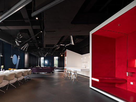 Shared Office Spaces | 共享办公空间