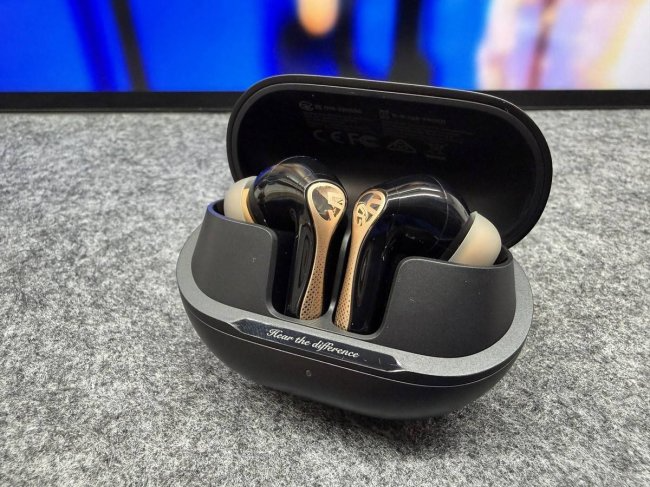 蓝牙耳机音质好的有哪些？100以内公认最好蓝牙耳机前十名分享！（图ZMTU1Mjg1NjQ=） - 评测 - 站酷设计师咕噜小熊原创素材 - 站酷ZCOOL