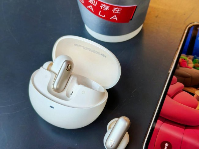 蓝牙耳机音质好的有哪些？100以内公认最好蓝牙耳机前十名分享！（图ZMTU1Mjg1ODA=） - 评测 - 站酷设计师咕噜小熊原创素材 - 站酷ZCOOL