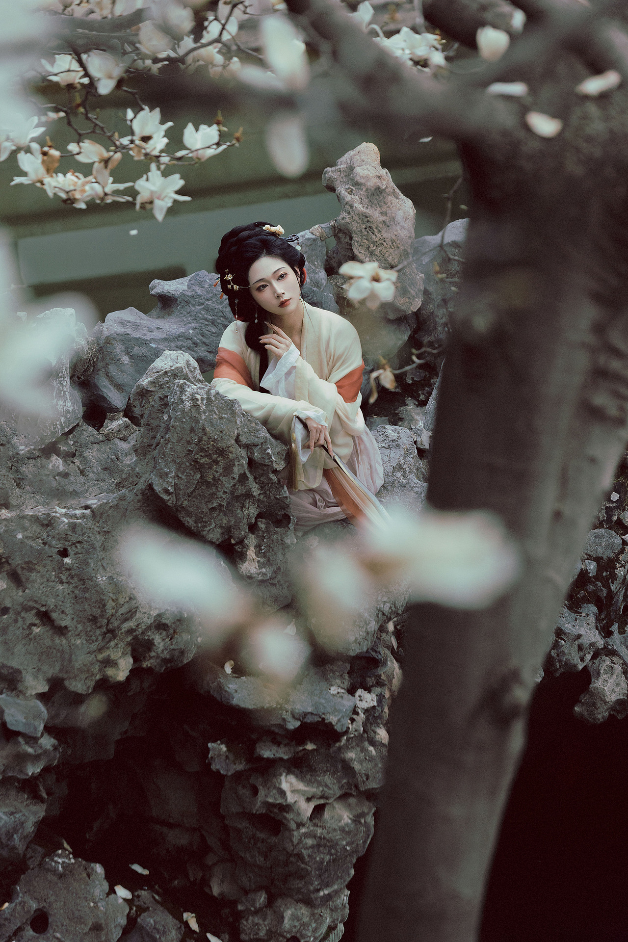 玉树凋伤（图ZNDA1MzQ1NjM2） - 人像摄影 - 站酷设计师若寒Rock原创素材 - 站酷ZCOOL