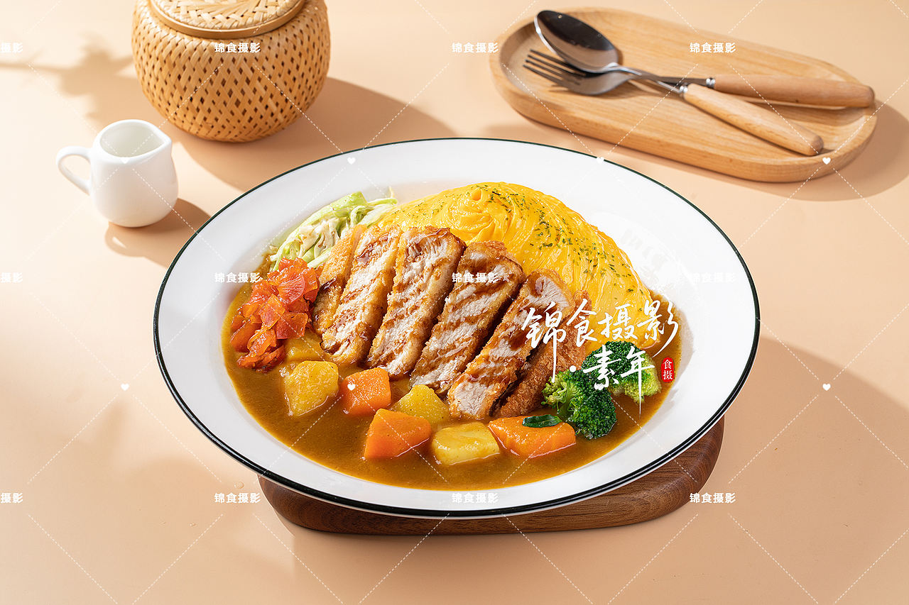 咖喱蛋包饭菜品拍摄/宜昌菜单拍照/美食摄影/摆盘造型（图ZNDA1MzcyNTg0） - 美食摄影 - 站酷设计师宜昌锦食摄影原创素材 - 站酷ZCOOL