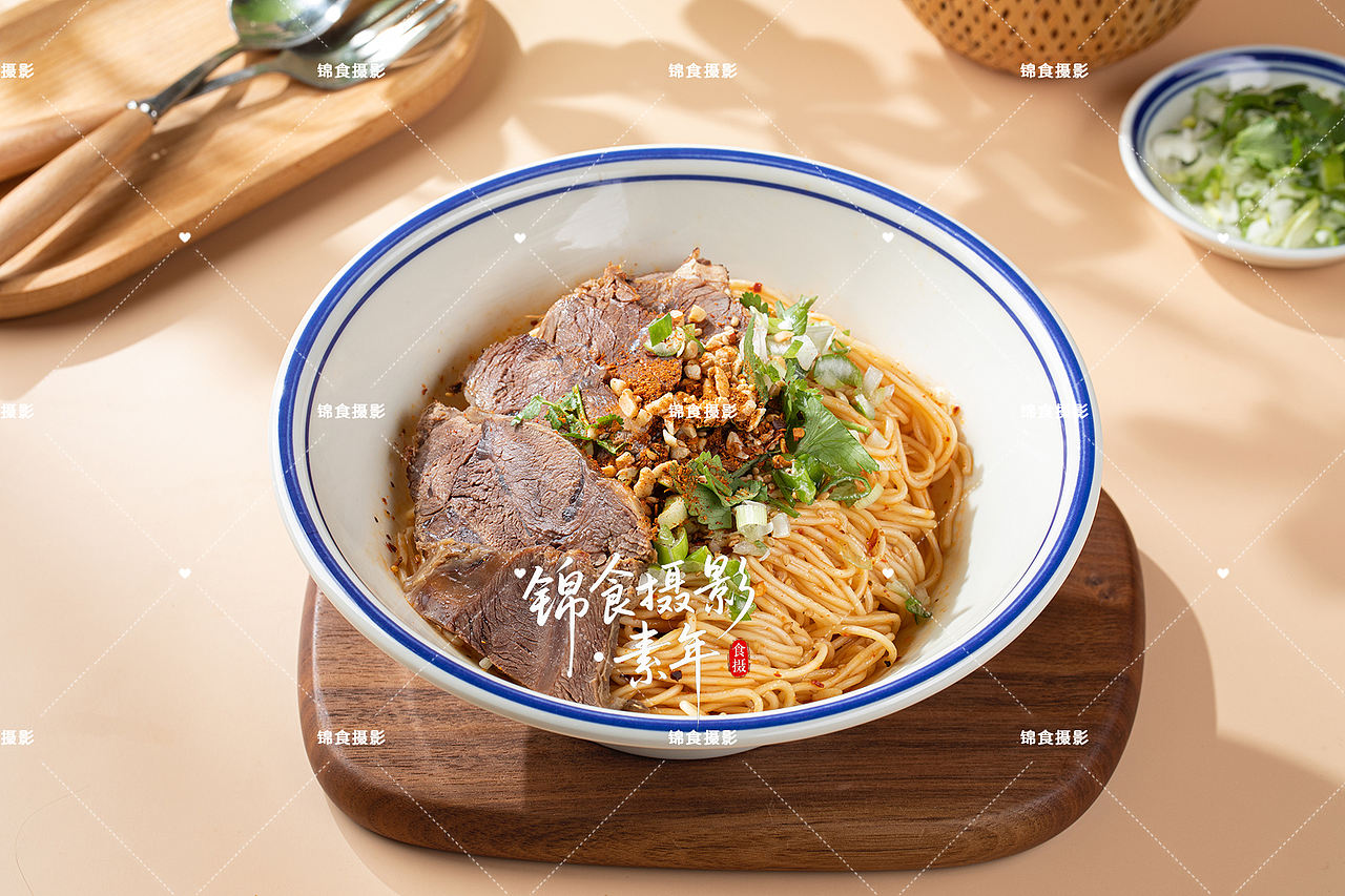 咖喱蛋包饭菜品拍摄/宜昌菜单拍照/美食摄影/摆盘造型（图ZNDA1MzcyNjEy） - 美食摄影 - 站酷设计师宜昌锦食摄影原创素材 - 站酷ZCOOL