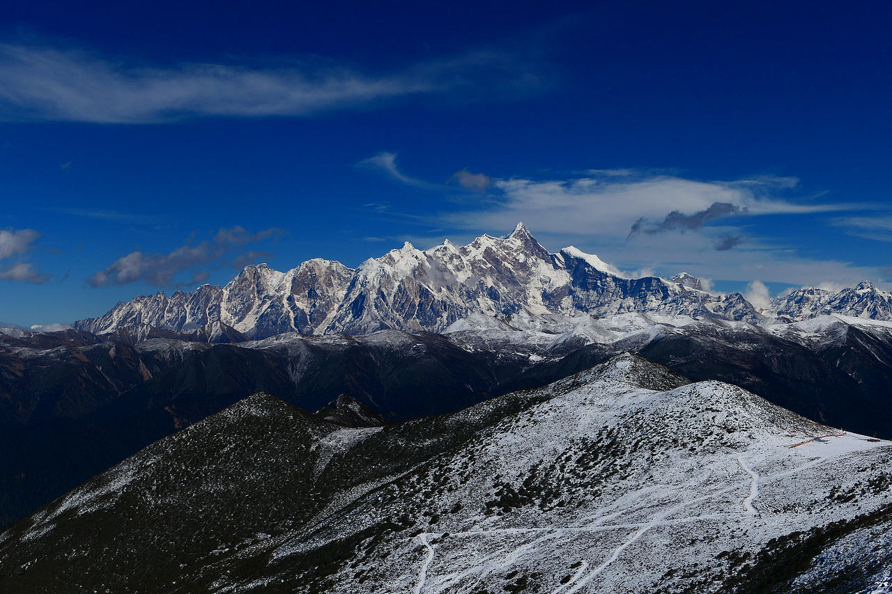雪山卧空中，与风浪相争。（图ZNDA1Mzk1NDQ0） - 风光摄影 - 站酷设计师wn赤子原创素材 - 站酷ZCOOL