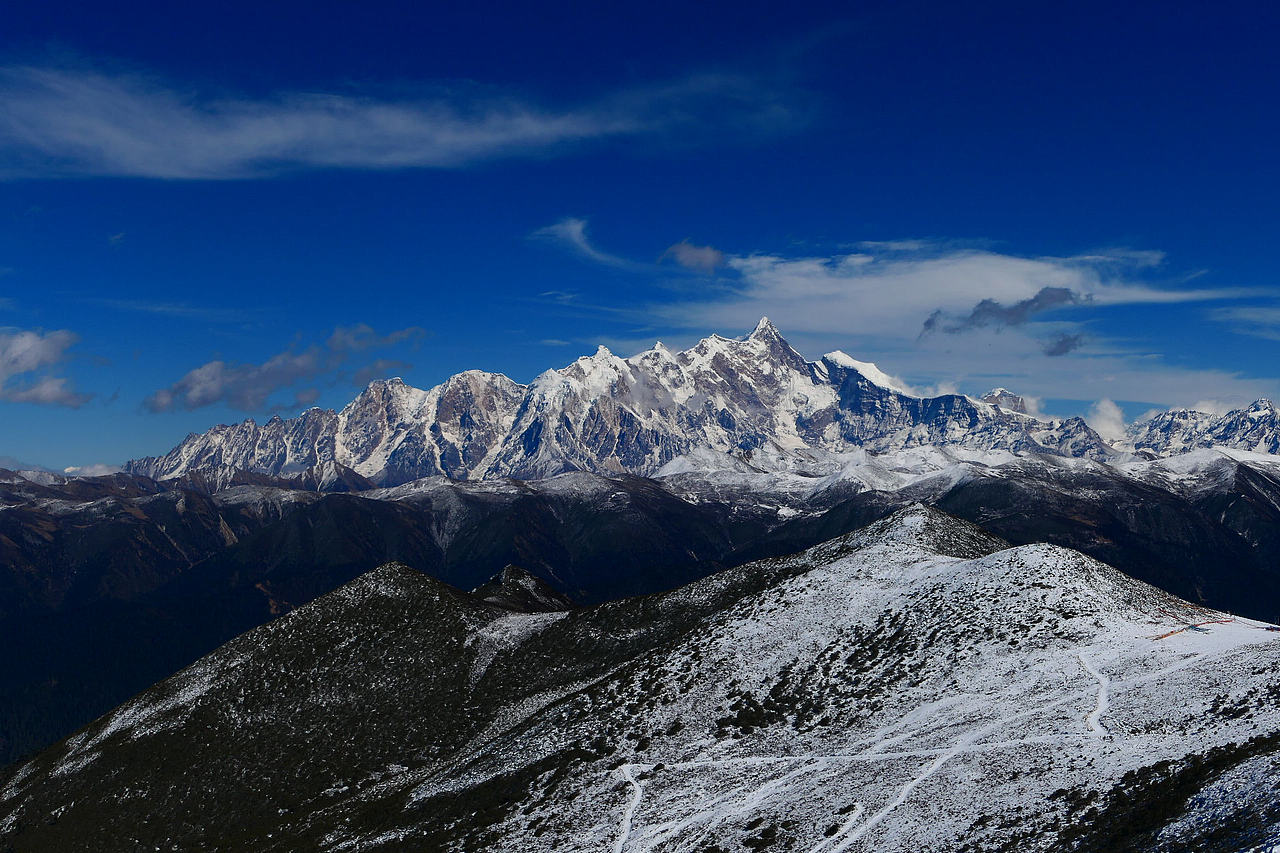 雪山卧空中，与风浪相争。（图ZNDA1Mzk1NDY4） - 风光摄影 - 站酷设计师wn赤子原创素材 - 站酷ZCOOL