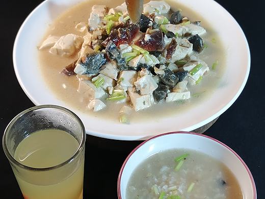 静物光影/晚餐食器的质感叙事