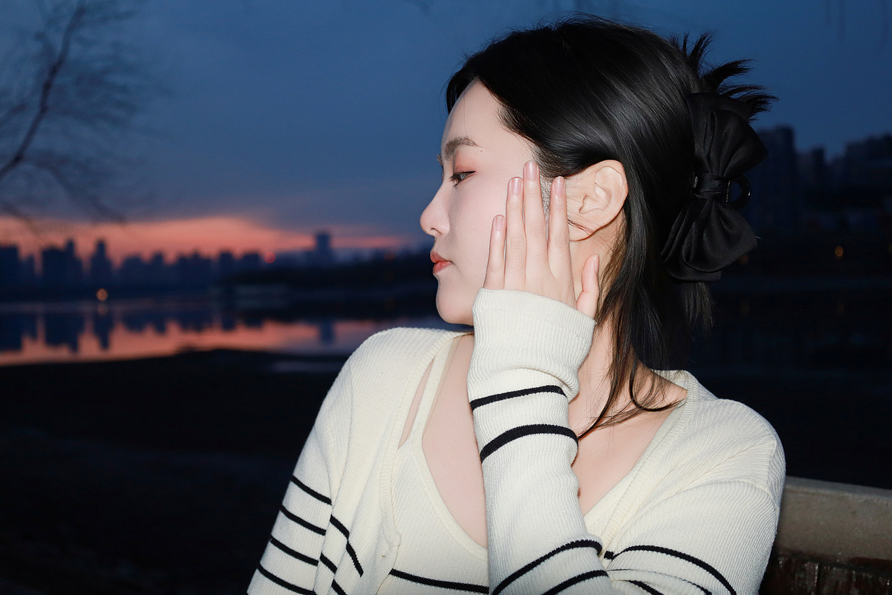 春日桃花-人像摄影【精修】（图ZNDA1NTAzNjEy） - 人像摄影 - 站酷设计师想想都开心原创素材 - 站酷ZCOOL