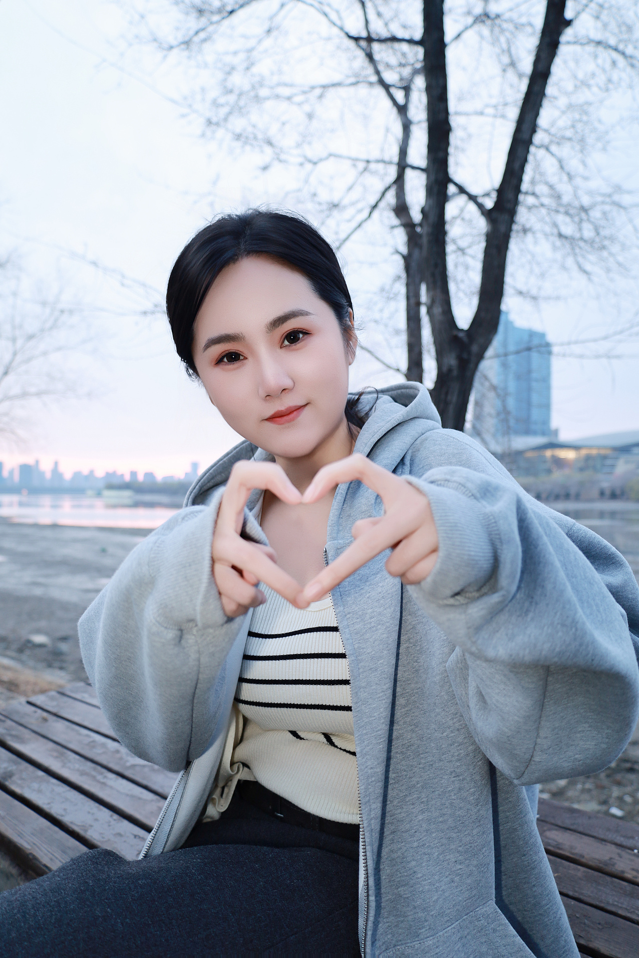 春日桃花-人像摄影【精修】（图ZNDA1NTAzNTgw） - 人像摄影 - 站酷设计师想想都开心原创素材 - 站酷ZCOOL