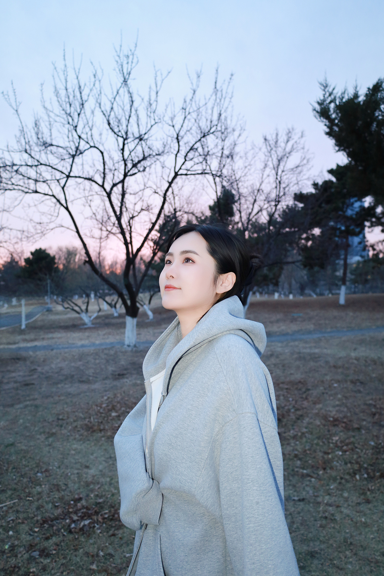 春日桃花-人像摄影【精修】（图ZNDA1NTAzNTY0） - 人像摄影 - 站酷设计师想想都开心原创素材 - 站酷ZCOOL