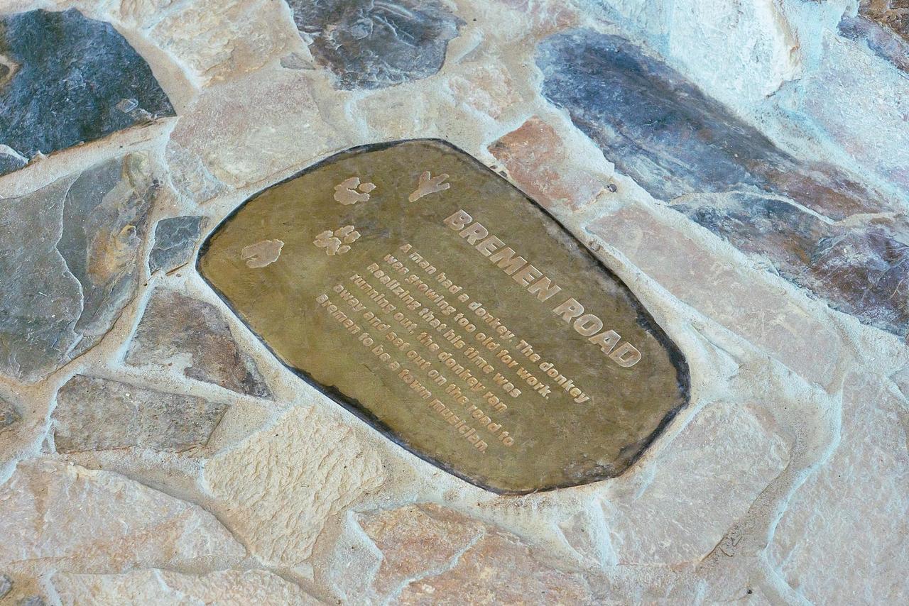 导视设计｜复合商业空间｜CAFE空间导视氛围设计（图ZNDA1NTMxNjAw） - 其他平面 - 站酷设计师长沙设计师老胡原创素材 - 站酷ZCOOL