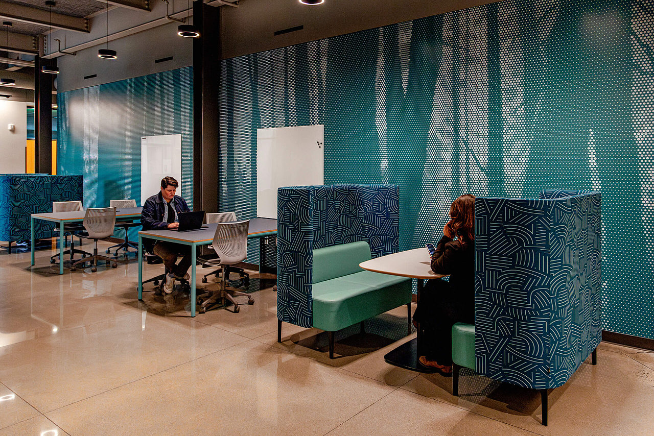 导视设计｜办公空间导视设计｜办公空间文化墙设计（图ZNDA1NTMzNTEy） - 展陈设计 - 站酷设计师长沙设计师老胡原创素材 - 站酷ZCOOL