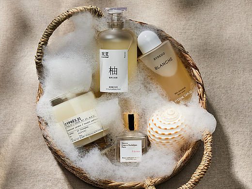 时尚拍摄|洗护产品拍摄温柔的泡沫（个人主页-ZNzM0NTk5OTI=） - 时尚/艺术摄影 - 站酷设计师东区视觉摄影棚原创素材 - 站酷ZCOOL