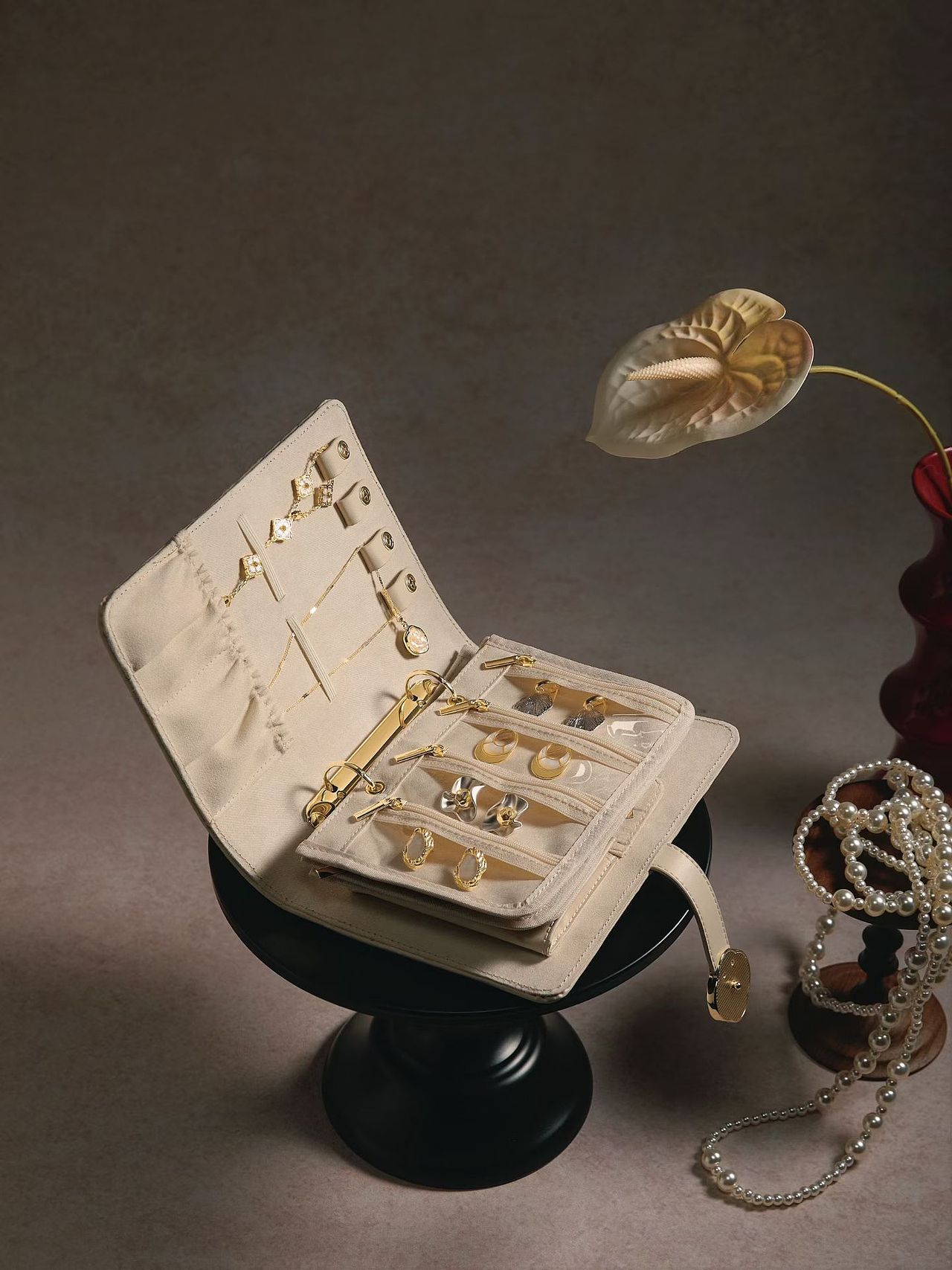 高端品牌首飾圖片視頻展示（圖ZNDA1NTYwNDI4） - 產(chǎn)品攝影 - 站酷設(shè)計(jì)師即刻產(chǎn)品攝影原創(chuàng)素材 - 站酷ZCOOL