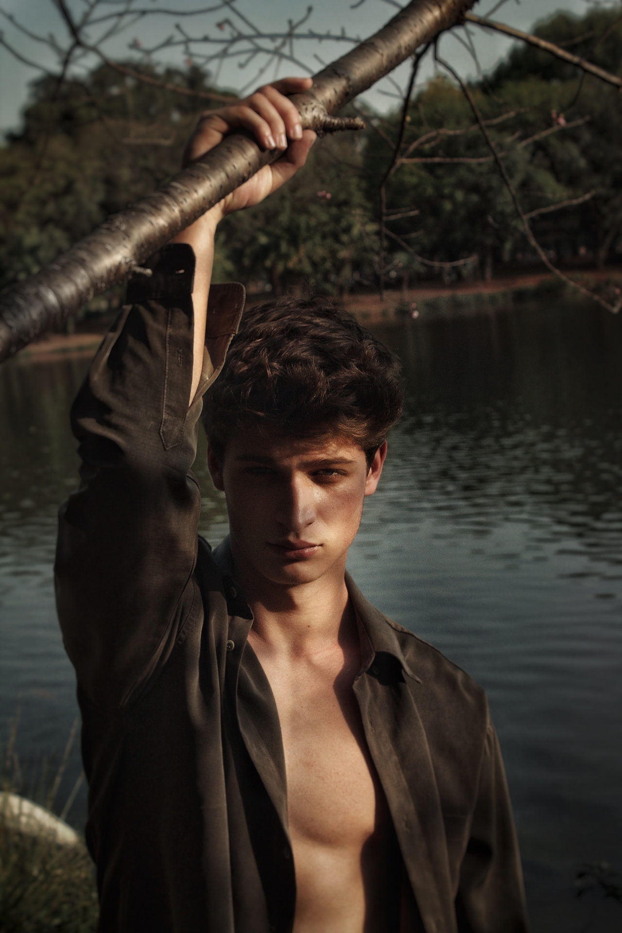 外籍男模 时尚摄影 服装模特 简约高级 外景拍摄（图ZNDA1NTc4ODY4） - 海报 - 站酷设计师YouthModels_Kim原创素材 - 站酷ZCOOL