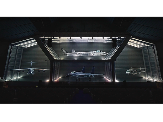 墙体+纱幕    开场投影秀