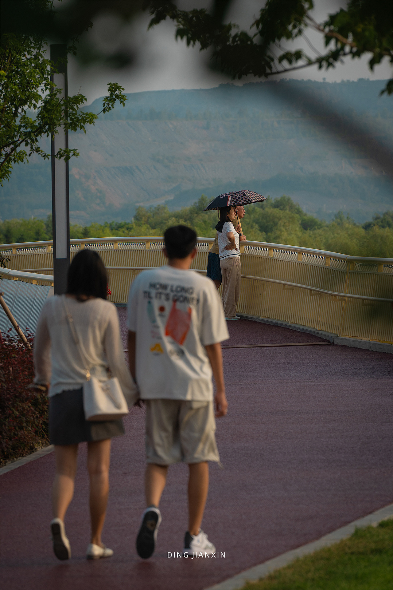 市井街巷，聚拢来是烟火，摊开是人间。（图ZNDA1NjMyMzA4） - 人文/纪实摄影 - 站酷设计师小丁叔叔原创素材 - 站酷ZCOOL