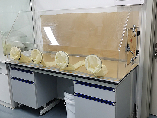 2026年3月亚克力手套箱厂商怎么选择，亚克力装置/亚克力制品/亚克力定制/有机