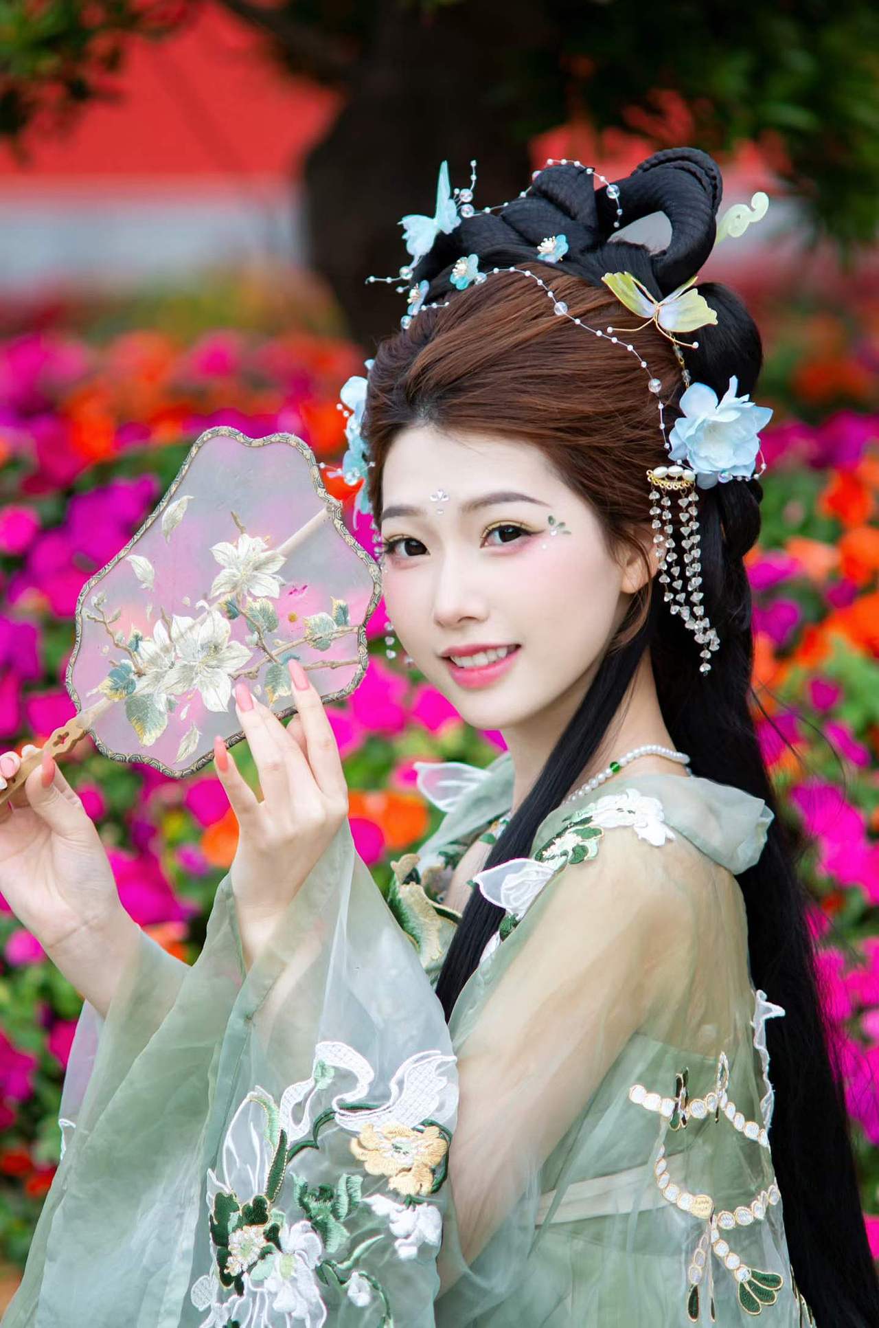 芙蓉不及美人妆，水殿风来珠翠香（图ZNDA1NzA5MzA4） - 人像摄影 - 站酷设计师阿北人原创素材 - 站酷ZCOOL