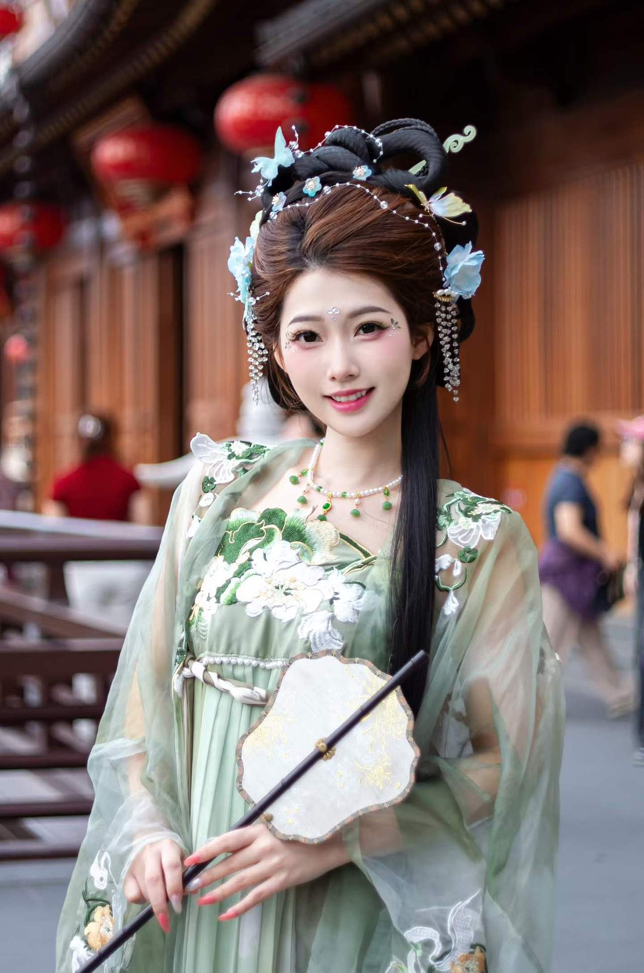 芙蓉不及美人妆，水殿风来珠翠香（图ZNDA1NzA5MzIw） - 人像摄影 - 站酷设计师阿北人原创素材 - 站酷ZCOOL