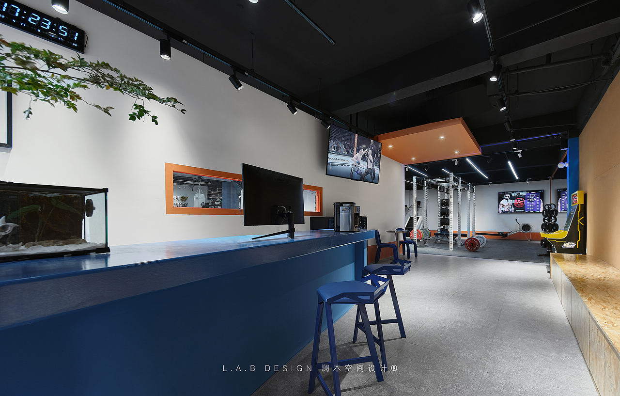 LAB原创 | 善战搏击馆 | 「白底为纸，拳风作画」（图ZNDA1NzE2NDUy） - 商业空间设计 - 站酷设计师南京澜本设计原创素材 - 站酷ZCOOL