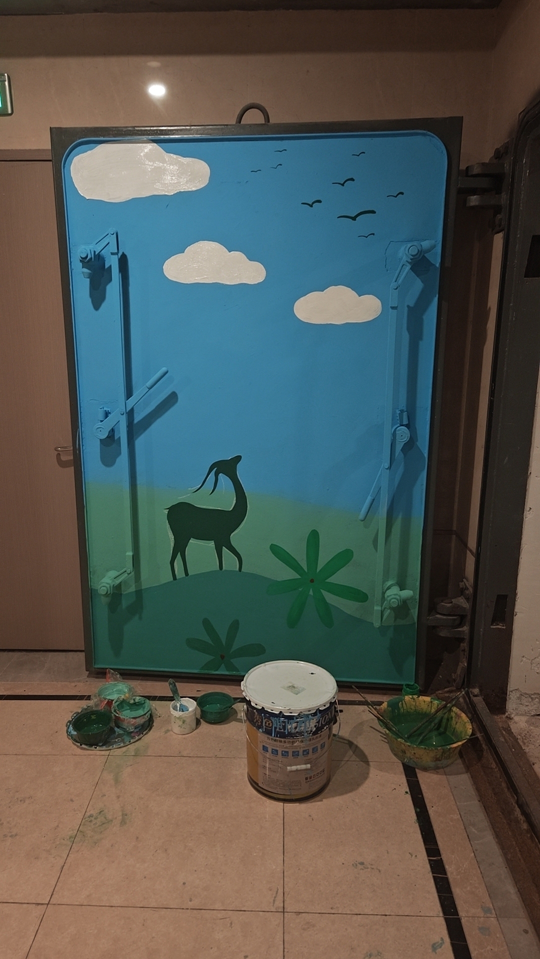 瑞安地下防控门绘画，墙绘，壁画彩绘油漆（图ZNDA1NzIzMjA4） - 绘画 - 站酷设计师长艺墙绘原创素材 - 站酷ZCOOL