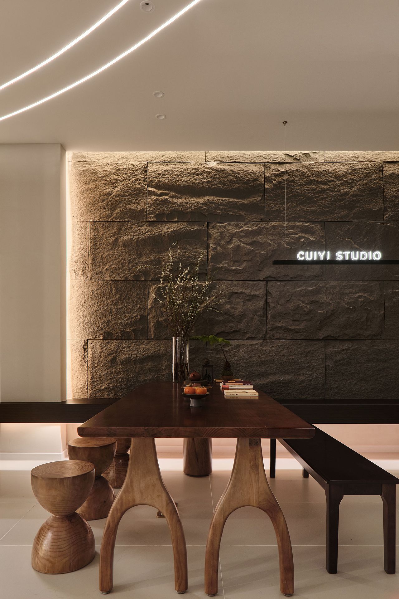 LAB原创 | 翠意瑜伽馆 | 「弧墙引月，星空疗心」（图ZNDA1NzcxOTg4） - 商业空间设计 - 站酷设计师南京澜本设计原创素材 - 站酷ZCOOL