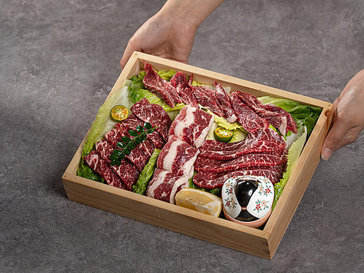 燒肉（個人主頁-ZNzM0ODczOTY=） - 美食攝影 - 站酷設(shè)計師敢敢攝影實驗室原創(chuàng)素材 - 站酷ZCOOL