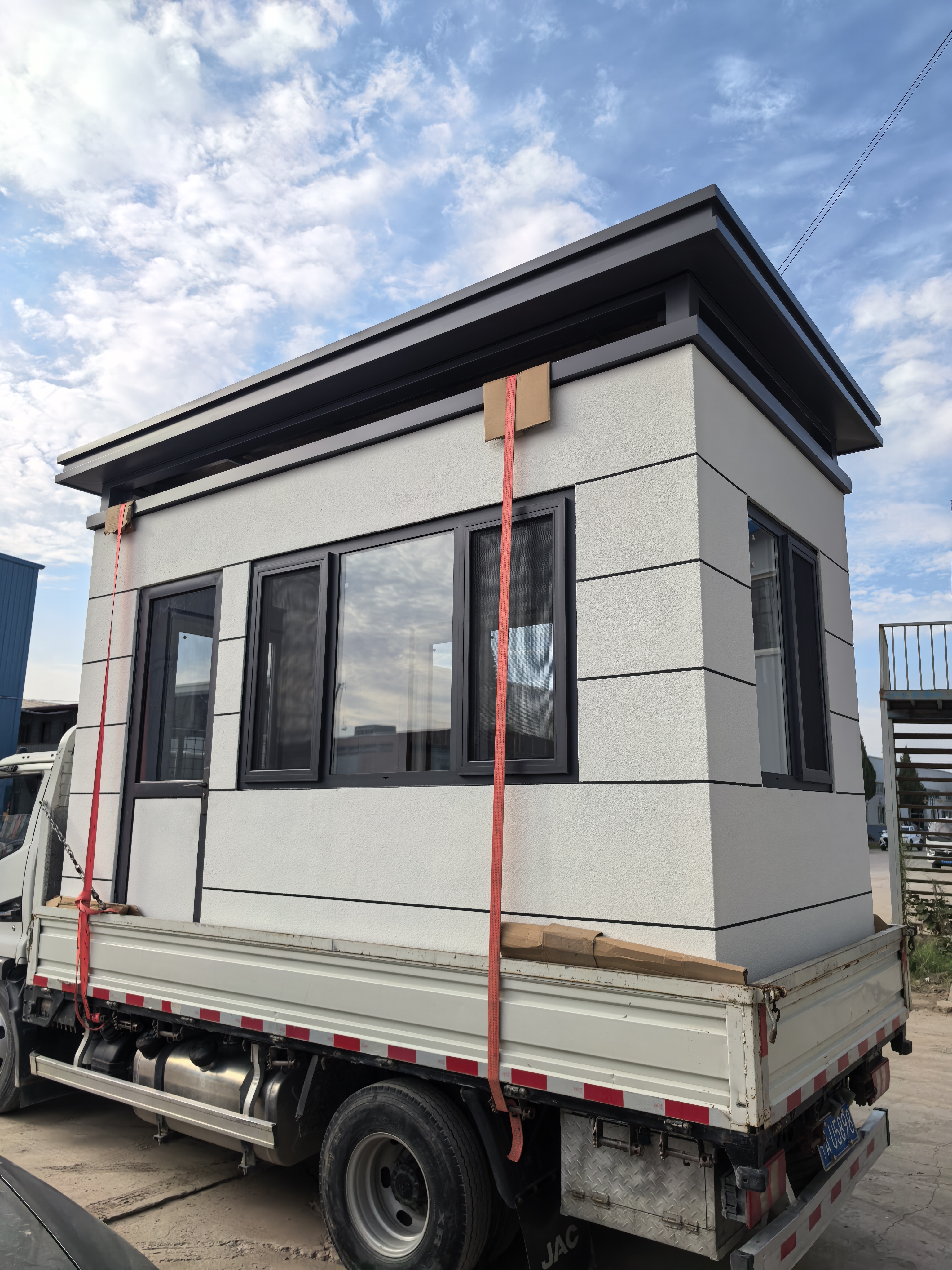 2026年3月石嘴山优质的移动房屋源头工厂推荐分析，停车场岗亭/岗亭门卫亭，移动（图ZMTU1NTM5NzI=） - 资讯 - 站酷设计师Z209047475原创素材 - 站酷ZCOOL