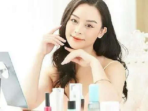 2026学生党日常防晒刚需，平价大碗便宜防晒霜推荐，户外通勤都适配好用