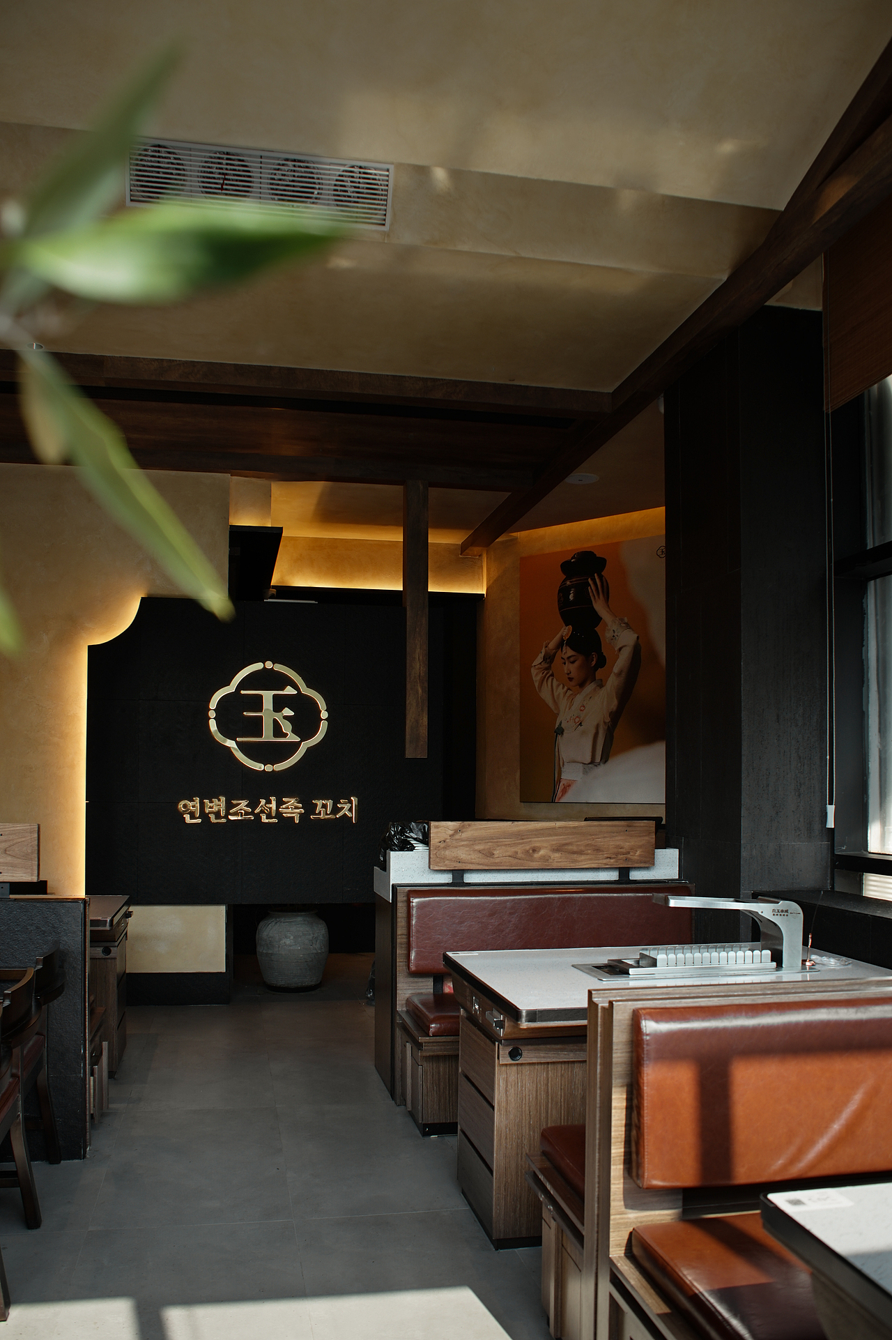 山野设计 × 白玉（图ZNDA1ODgxOTky） - 酒店餐饮设计 - 站酷设计师Shanyedesign原创素材 - 站酷ZCOOL