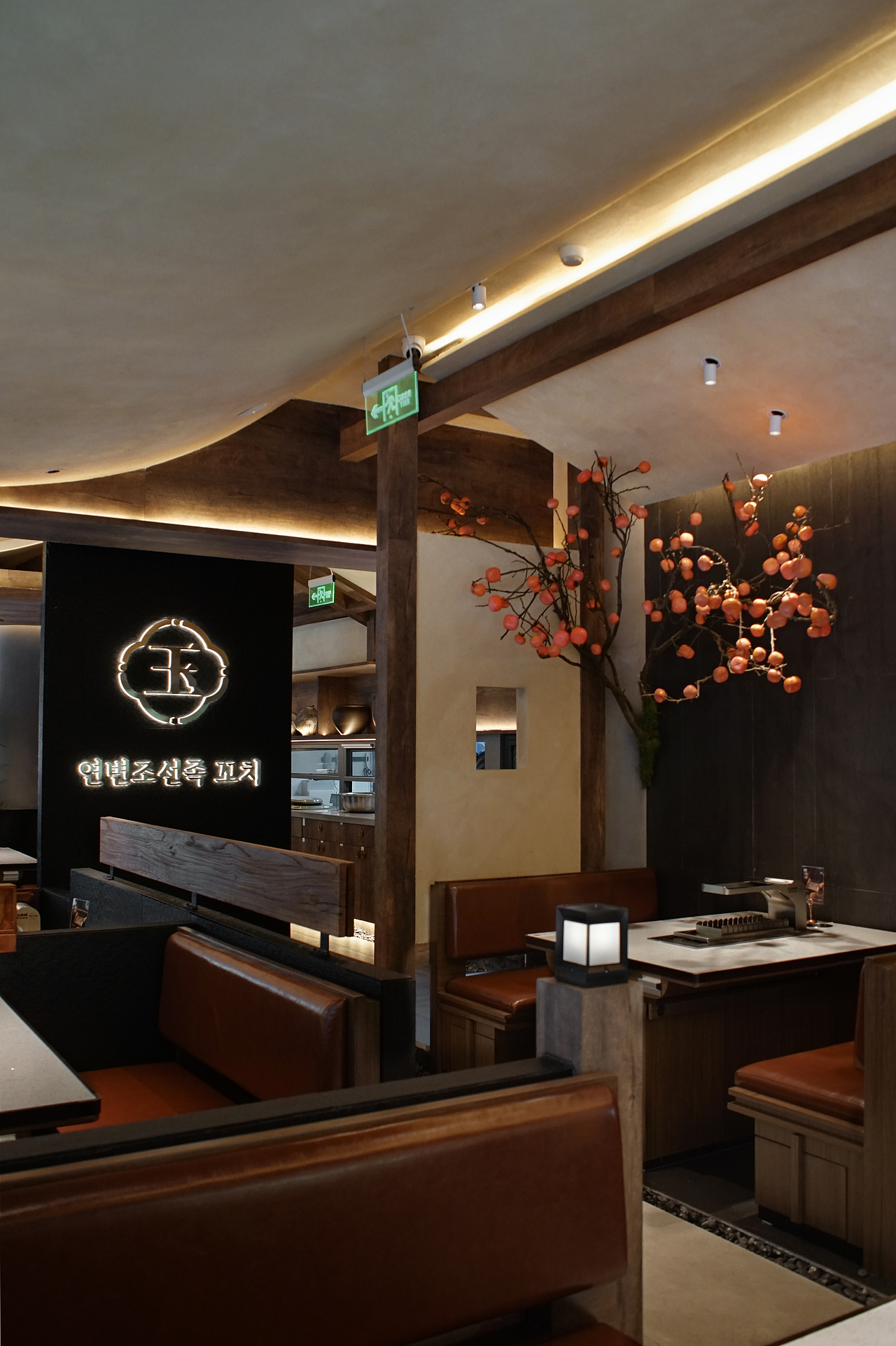 山野设计 × 白玉（图ZNDA1ODgyMDEy） - 酒店餐饮设计 - 站酷设计师Shanyedesign原创素材 - 站酷ZCOOL