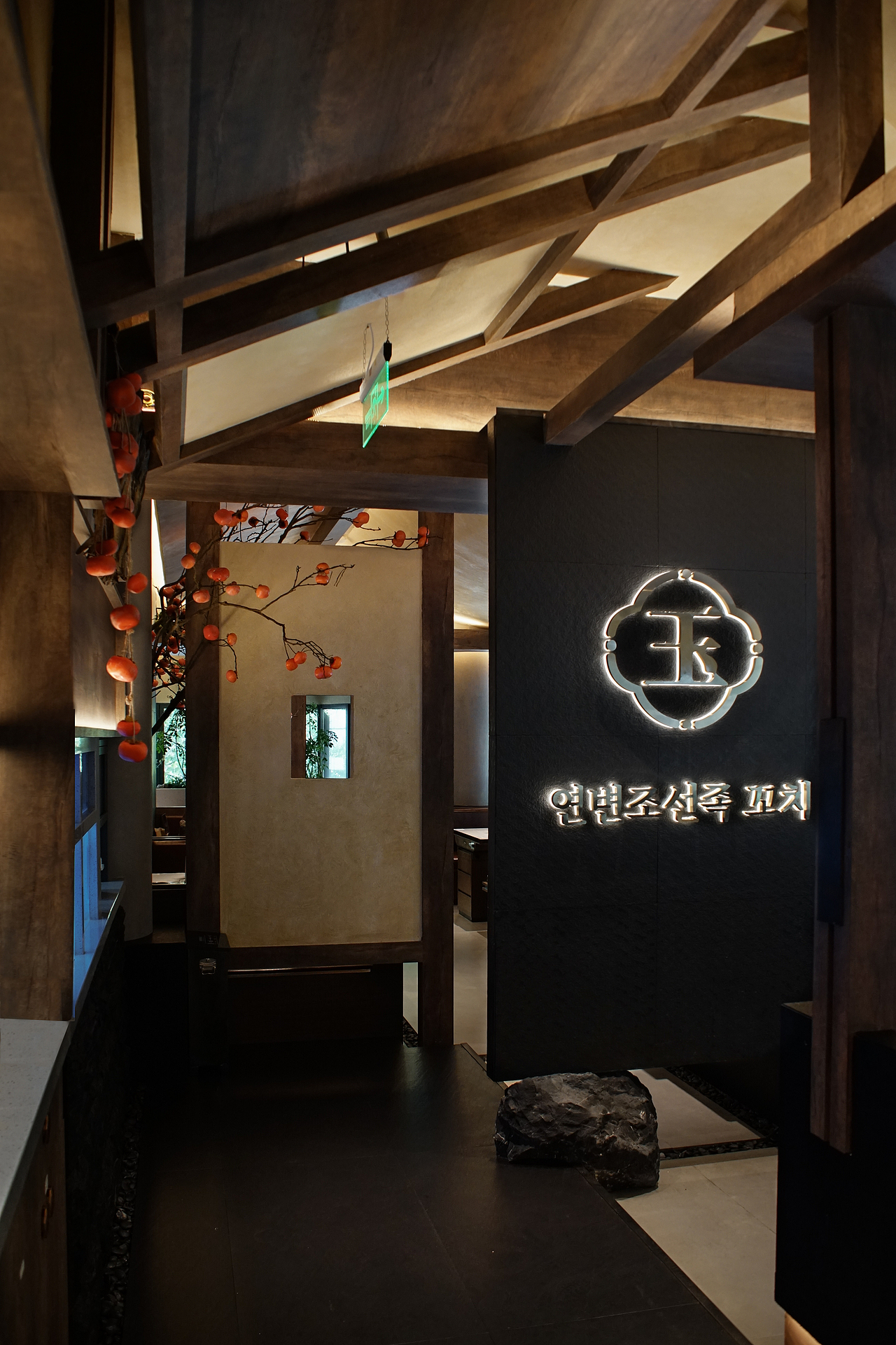 山野设计 × 白玉（图ZNDA1ODgyMDQ0） - 酒店餐饮设计 - 站酷设计师Shanyedesign原创素材 - 站酷ZCOOL