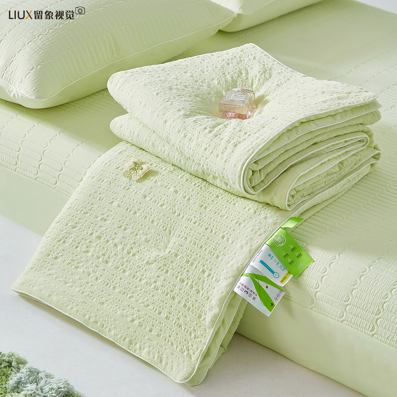 靈豆家紡X留象視覺 無(wú)影墻夏被四件套拍攝（圖ZNDA1OTgxMTIw） - 產(chǎn)品攝影 - 站酷設(shè)計(jì)師留象視覺原創(chuàng)素材 - 站酷ZCOOL